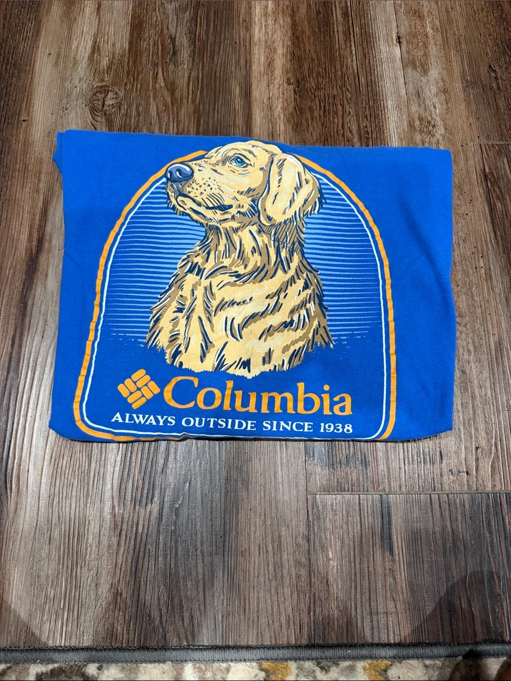 Columbia Men's Short Sleeve Tee in Bright Blue with Small Logo